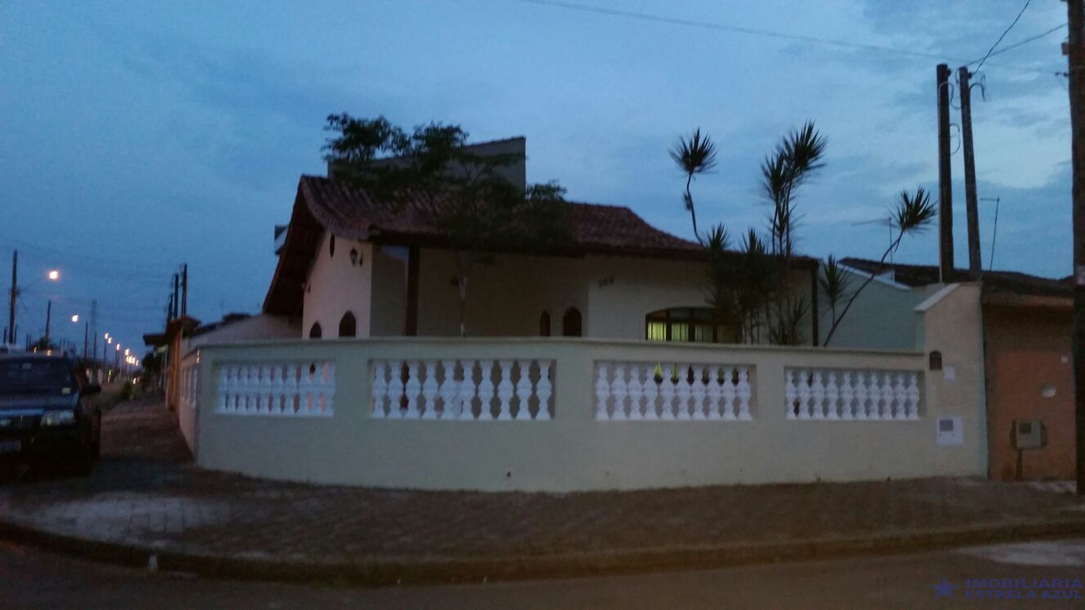 Casa no bairro Alvarenga 