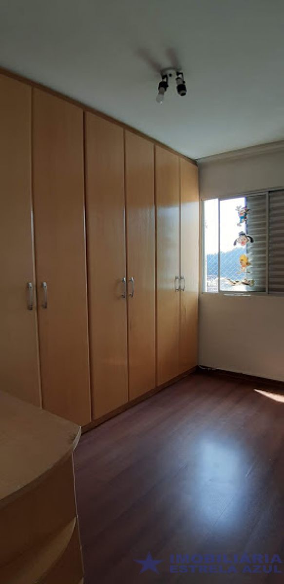 Apartamento no bairro Parada de Taipas 