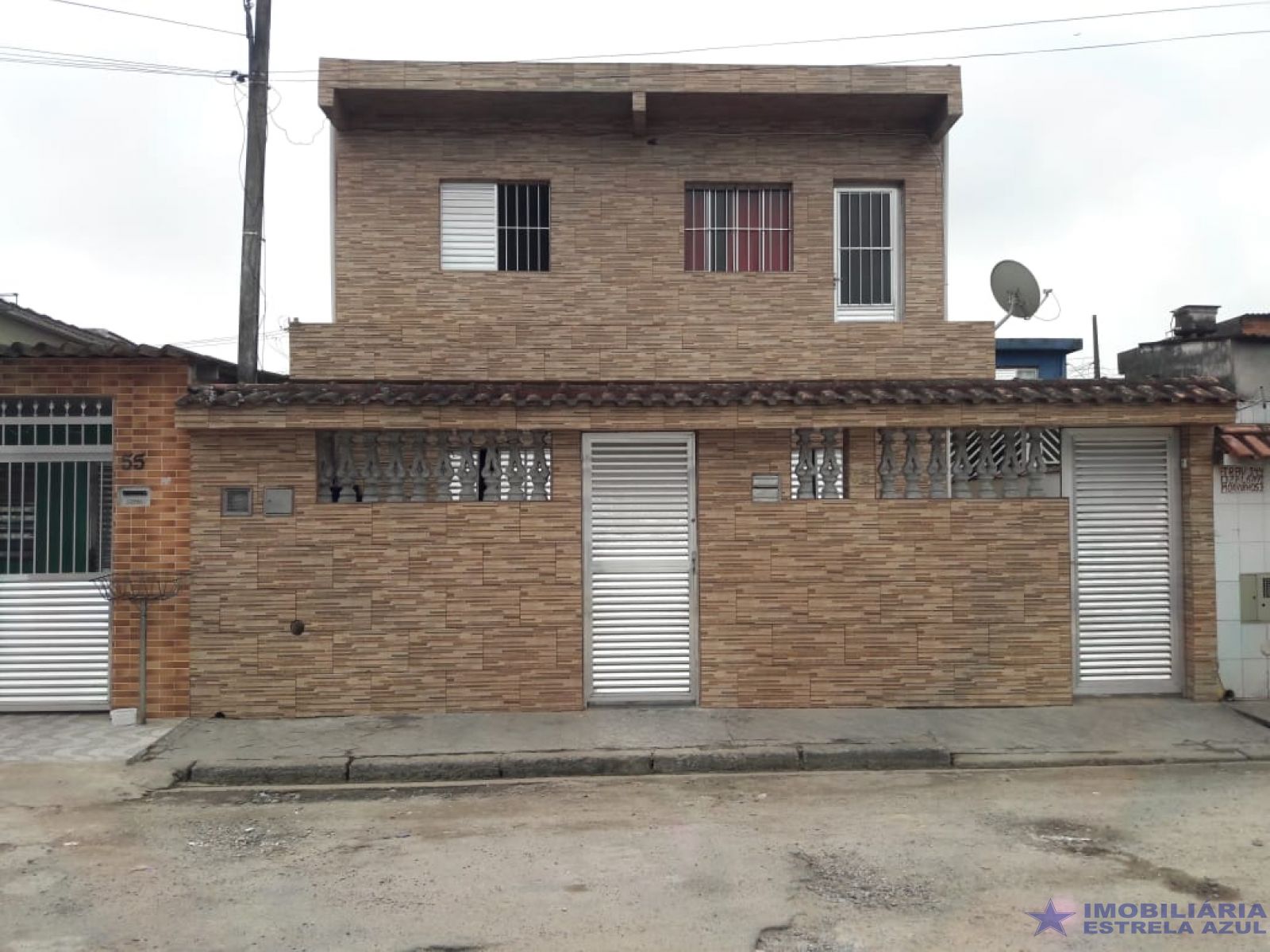 Conjunto no bairro Pitangueiras 