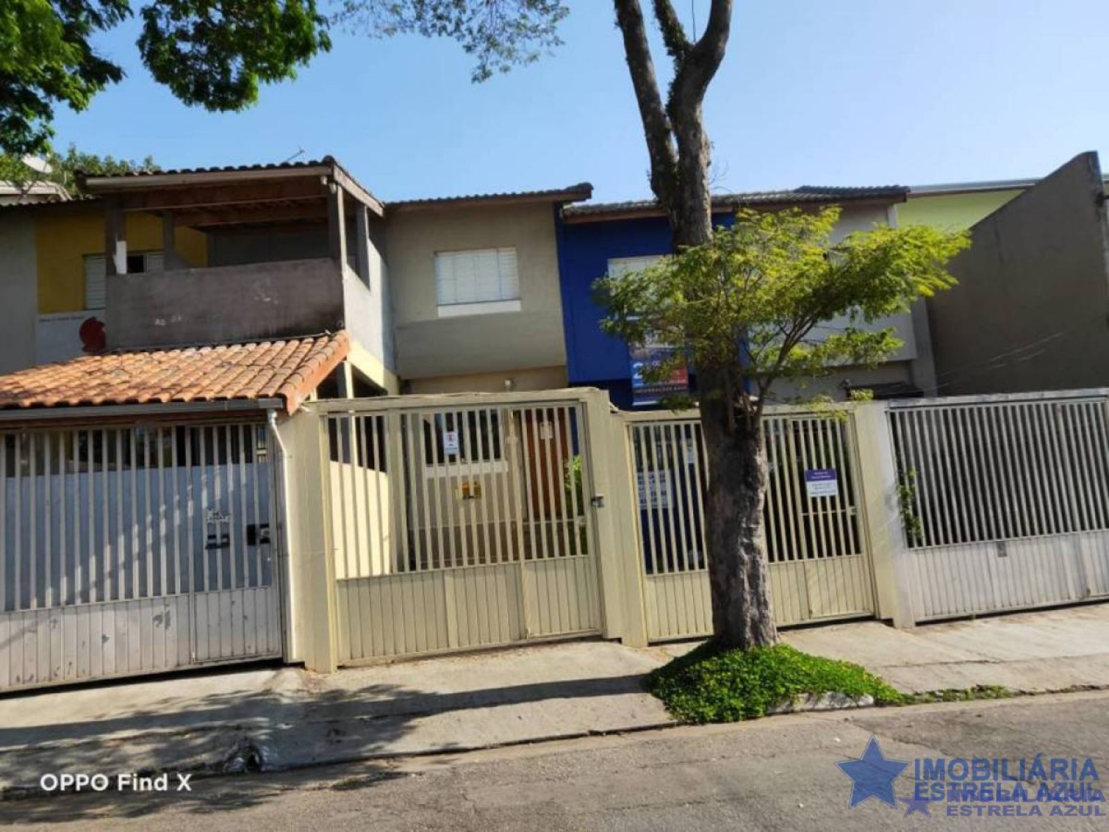 Conjunto no bairro Perus