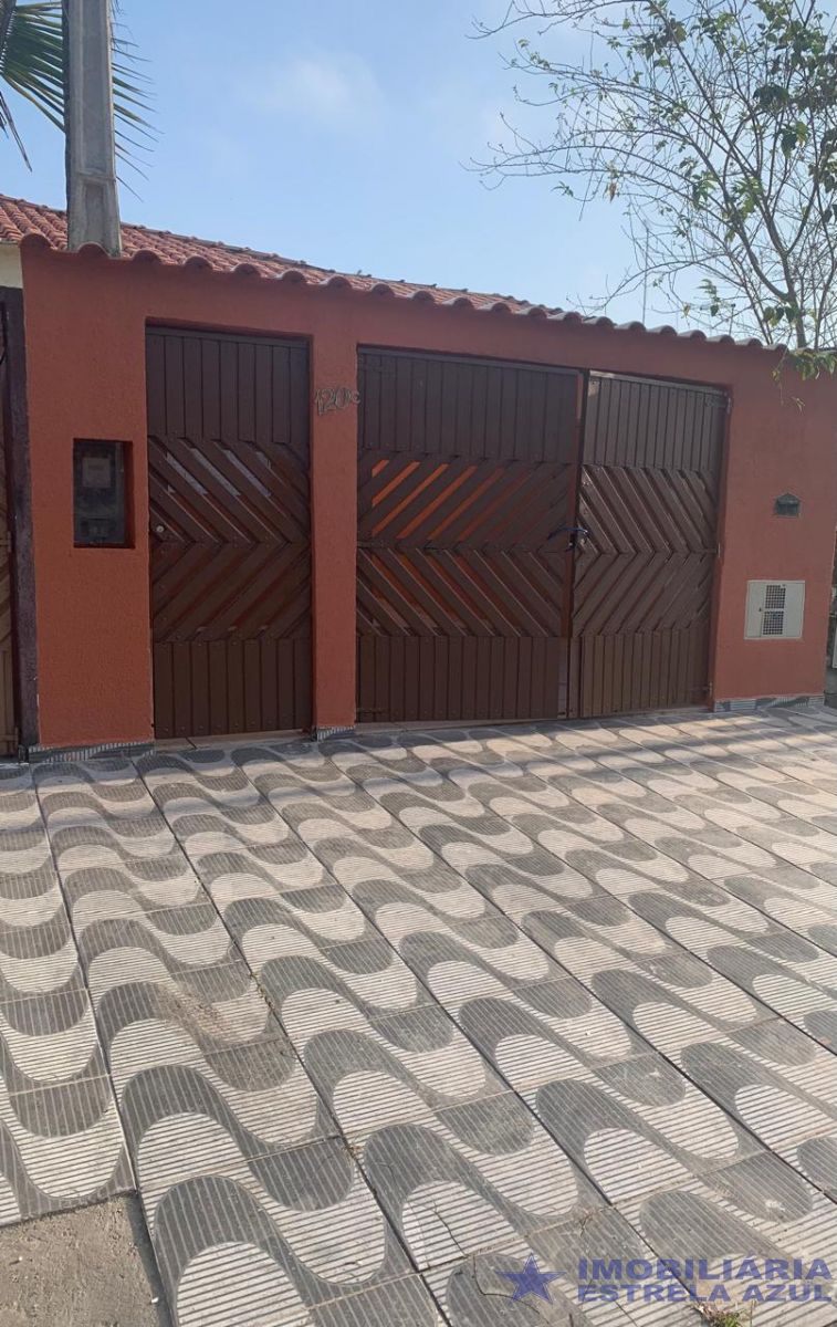 Casa no bairro Balneário Guaraçai 